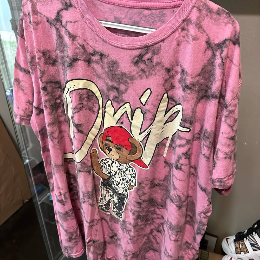 Hustle T-shirt Pink Black Drip Bear Red Hat - Picture 3 of 9